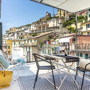 Apartment Wanderjohn Penthouse 5terreparco, Riomaggiore